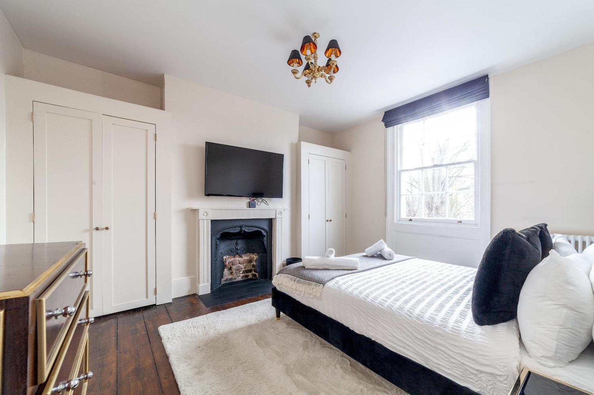 The New Cross Premier Rooms London Exterior photo